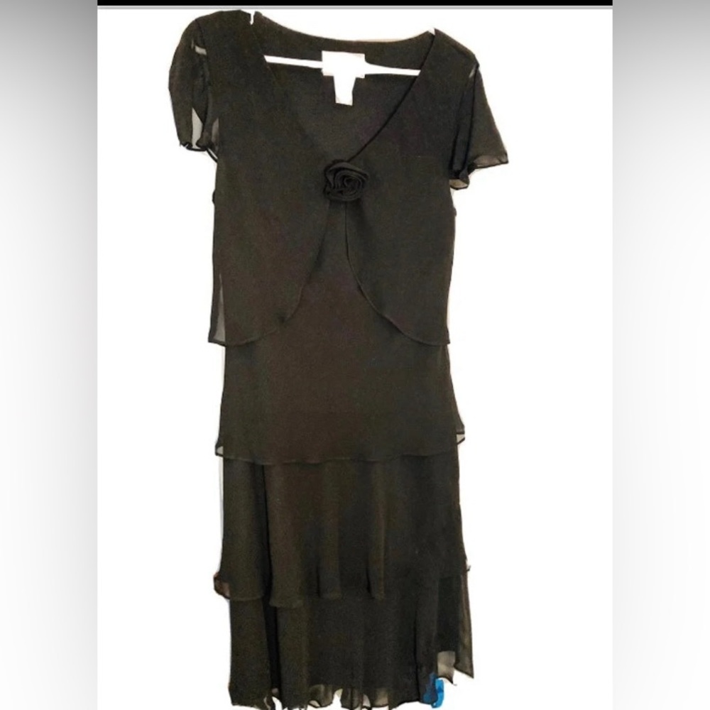 Dani Max New Year’s black tiered dress sheer cap ruffle sleeve Vneck Sz 12